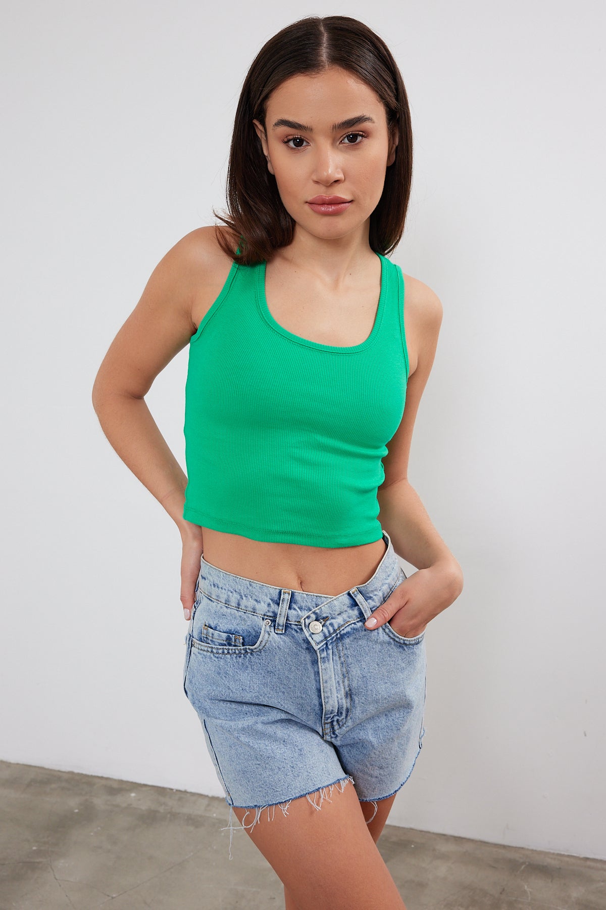 Womens Scoop Neck Tank Top U Neck Ribbed Crop Top 2465 S-M-L (2-2-2) 6 PIECES