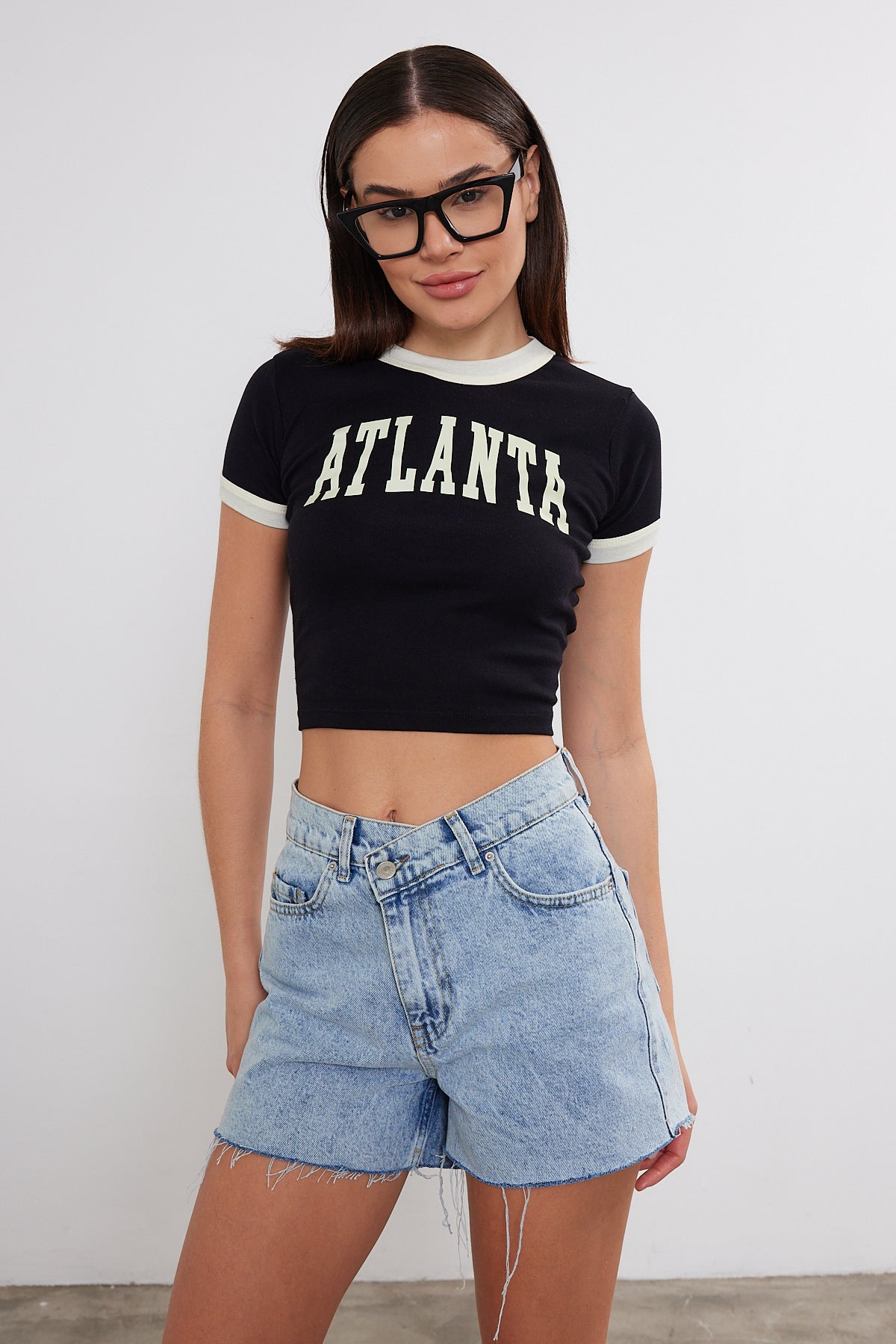 Crop T-Shirt Two Tone "Atlanta" Printed Crop Top (S-M-L / 2-2-2) 6 Pieces