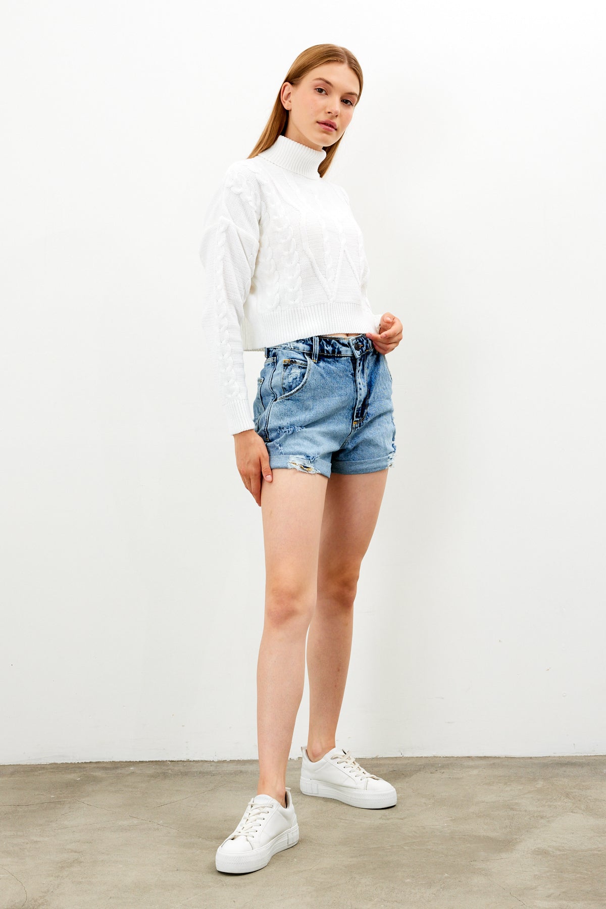 Oversized Turtleneck Sweater Solid Color With Knit Details - SKU: 1232