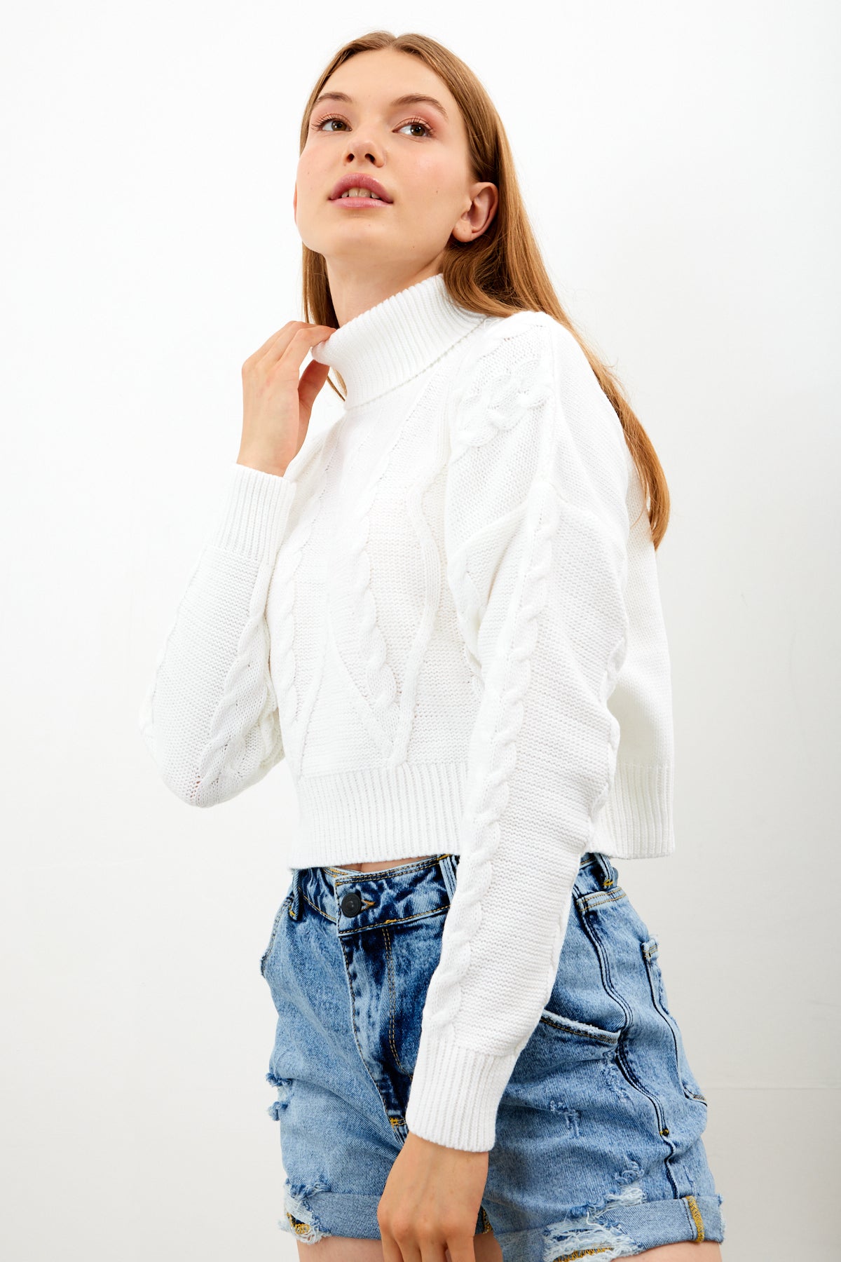 Oversized Turtleneck Sweater Solid Color With Knit Details - SKU: 1232