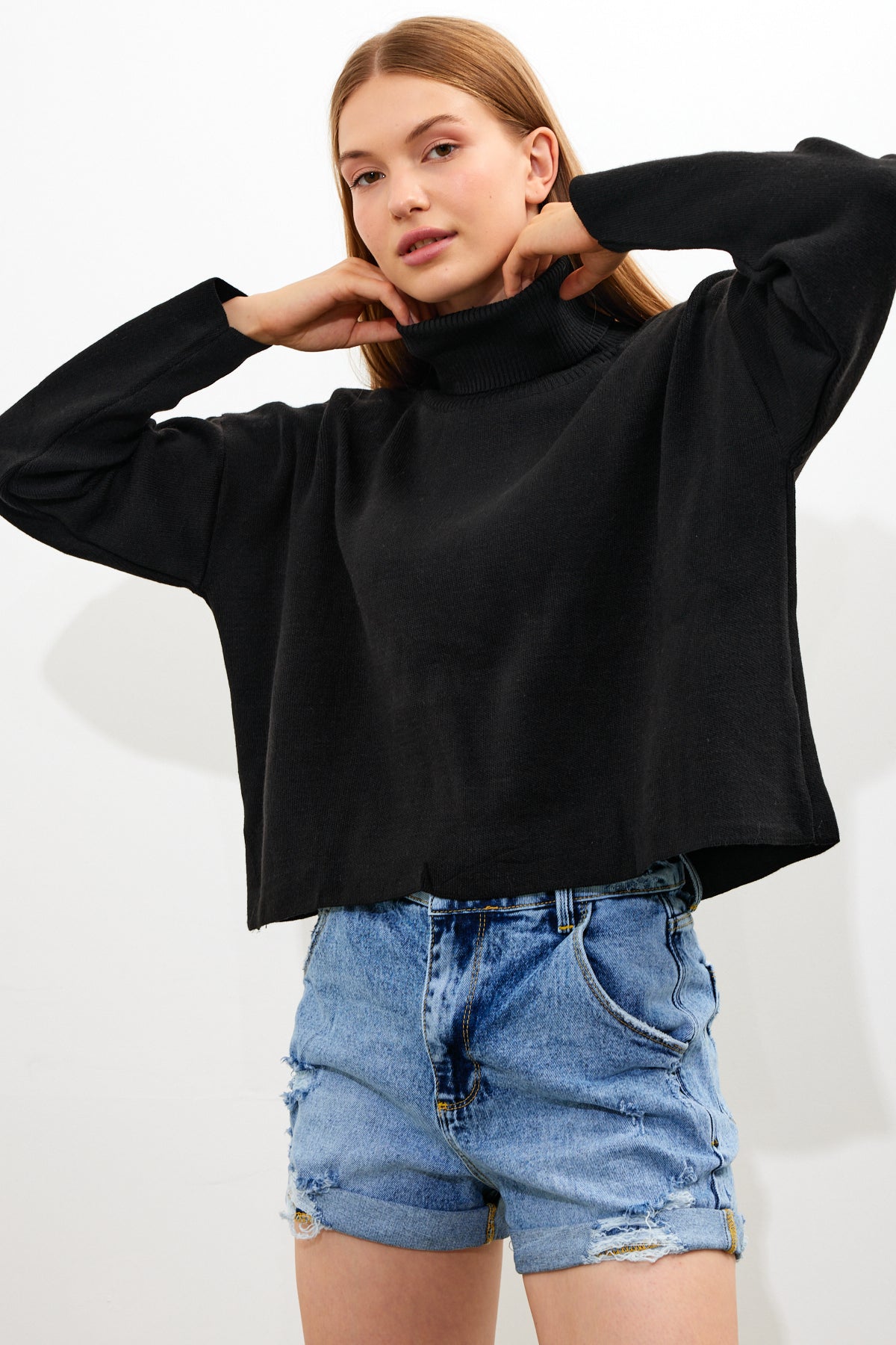 Oversized Solid Color Turtleneck Sweater - SKU: 1079