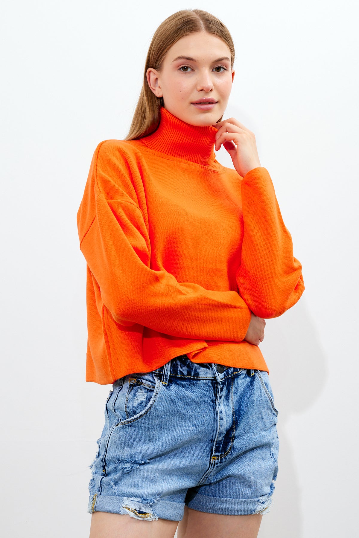 Oversized Solid Color Turtleneck Sweater - SKU: 1079