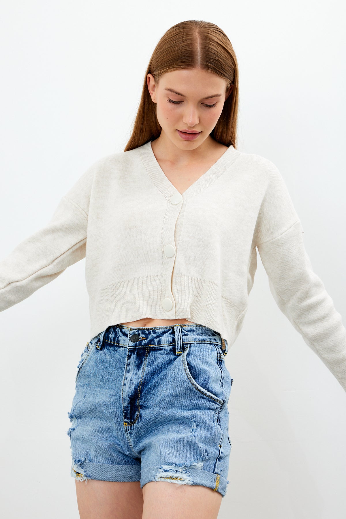 Cropped Solid Color Cardigan 3 Button - SKU: 1135