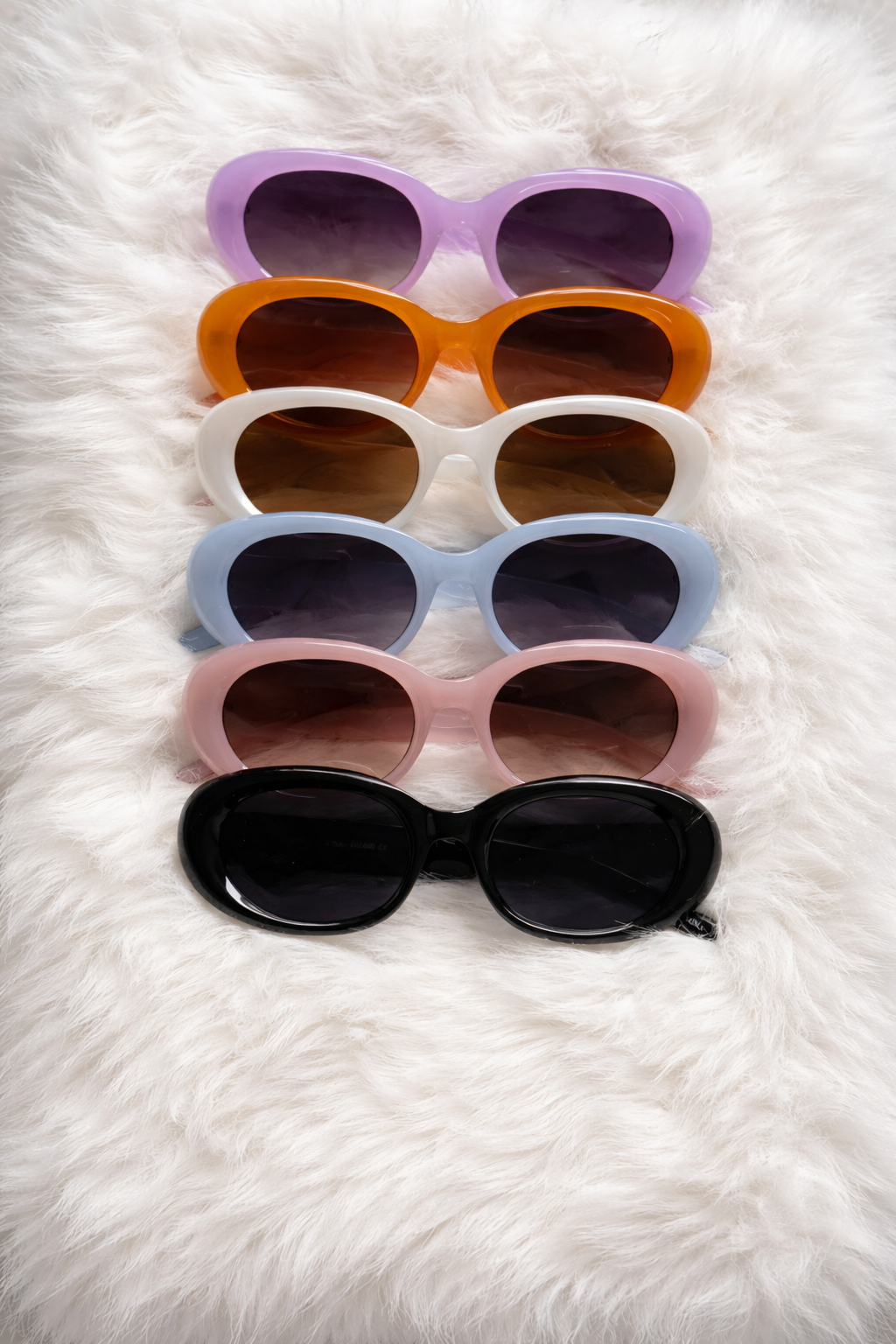 Women's Oval Sunglasses Classic – 12-Piece Pack V5435AG