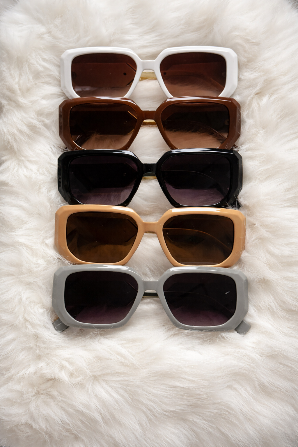 Women's Oversized Side Plaid Sunglasses 12 Pack V5472AG