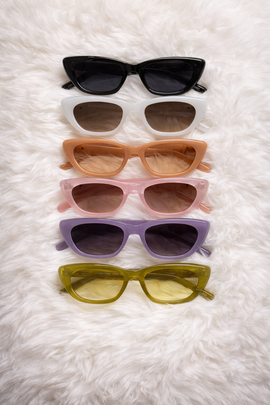 Women's Cat-Eye Sunglasses V5479AG – 12-Piece Pack