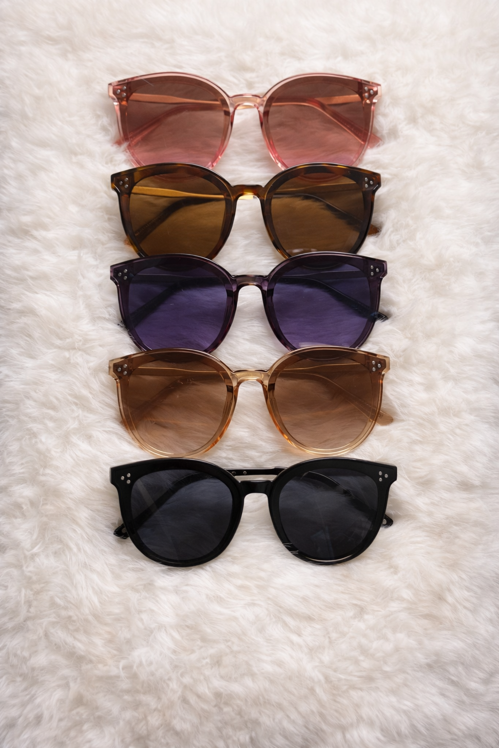 Women's Oversized Trendy Sunglasses V5571AG - 12 Pieces Pack